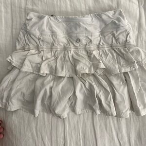 Lululemon hotty hot skirt sz 4